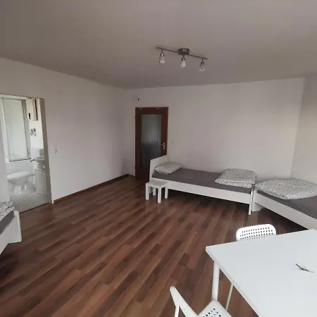 Appartamento Ein Mit Balkon *