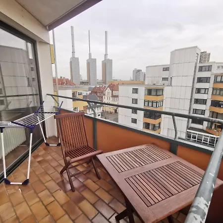 Ein Mit Balkon Appartamento Hannover